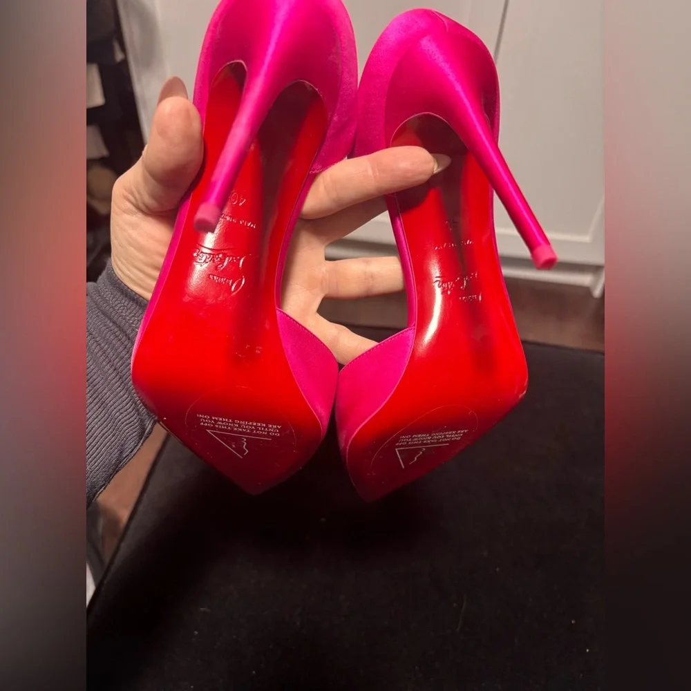 Louboutin Pink Satin Iriza Pointed-Toe Stiletto Pumps 40 - Picture 4 of 13